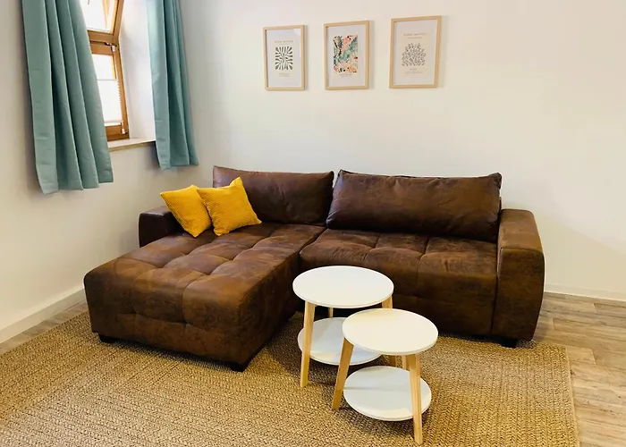 Am Schloss Wolkenstein, 86M2, 3Br, Babybett, Office